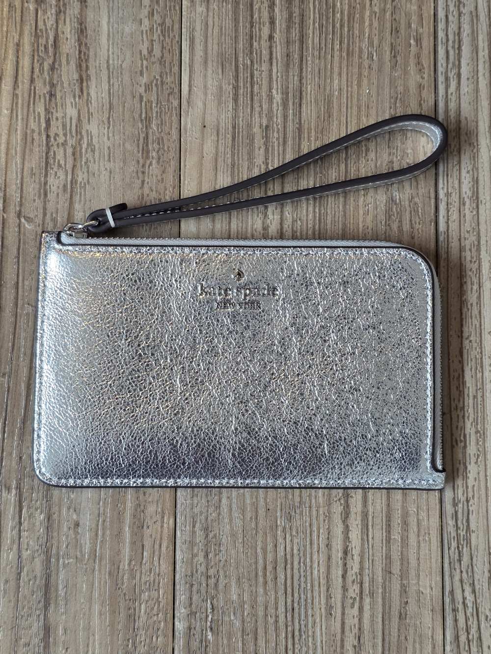 Kate Spade New York Lucy Metallic L-Zip Wristlet